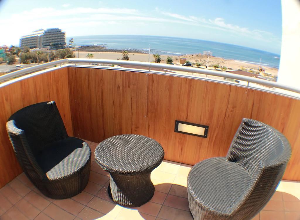 Alquilaencanarias-Medano Los Martines Beachfront A El Médano Eksteriør billede